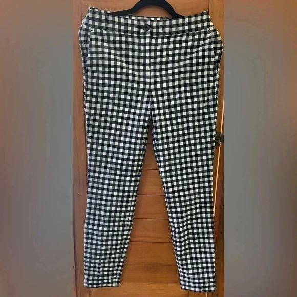 Renuar Black/White Checkered Gingham Stretch Cropped Ankle Pants Women’s 4 EUC‎ - Picture 4 of 12